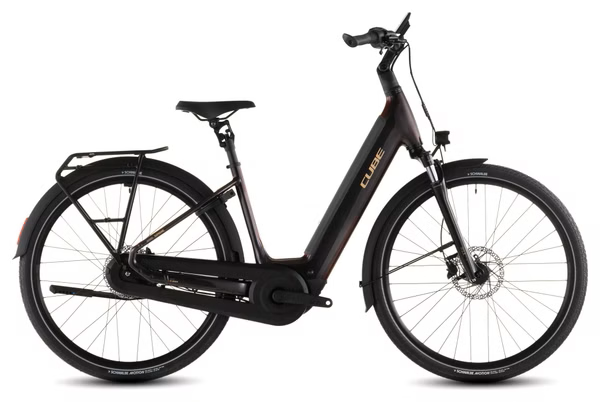 Vélo de Ville Électrique Cube Supreme Hybrid Comfort Pro 600 Easy Entry Enviolo Trekking 600 Wh 700 mm Violet Orange Solareclipse 2026